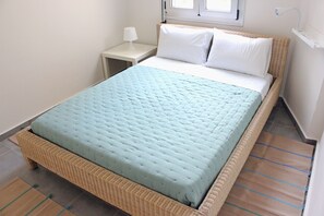 2 slaapkamers, een strijkplank/strijkijzer, wifi, beddengoed