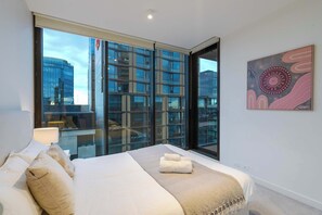 2 chambres, fer et planche à repasser, Wi-Fi, draps fournis