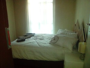 2 habitaciones, tabla de planchar con plancha, wifi y ropa de cama 