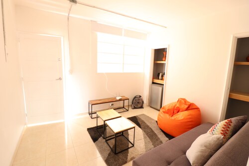 Galleria litteä [402A] 