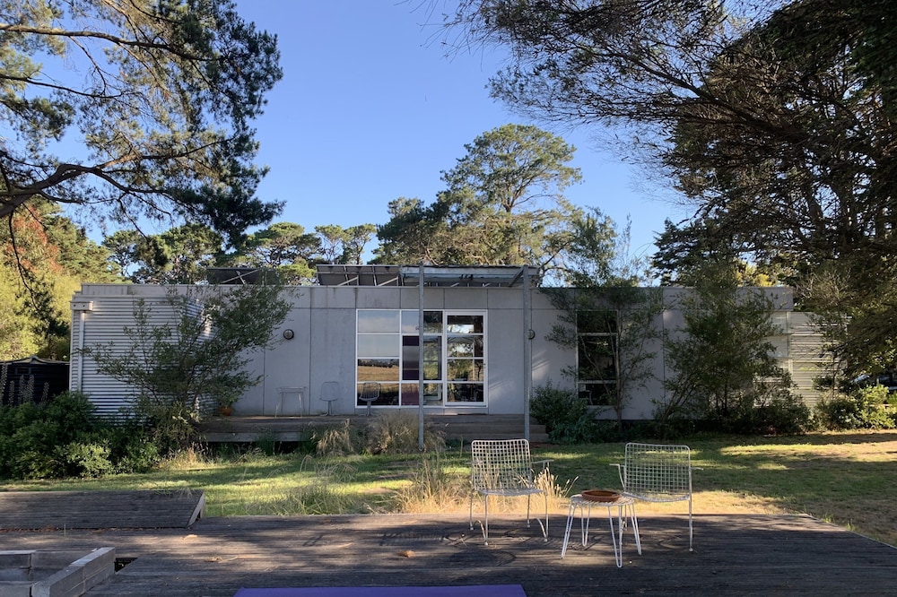 Birregurra Escape Private Getaway. 2acre property close to Brae and Lorne