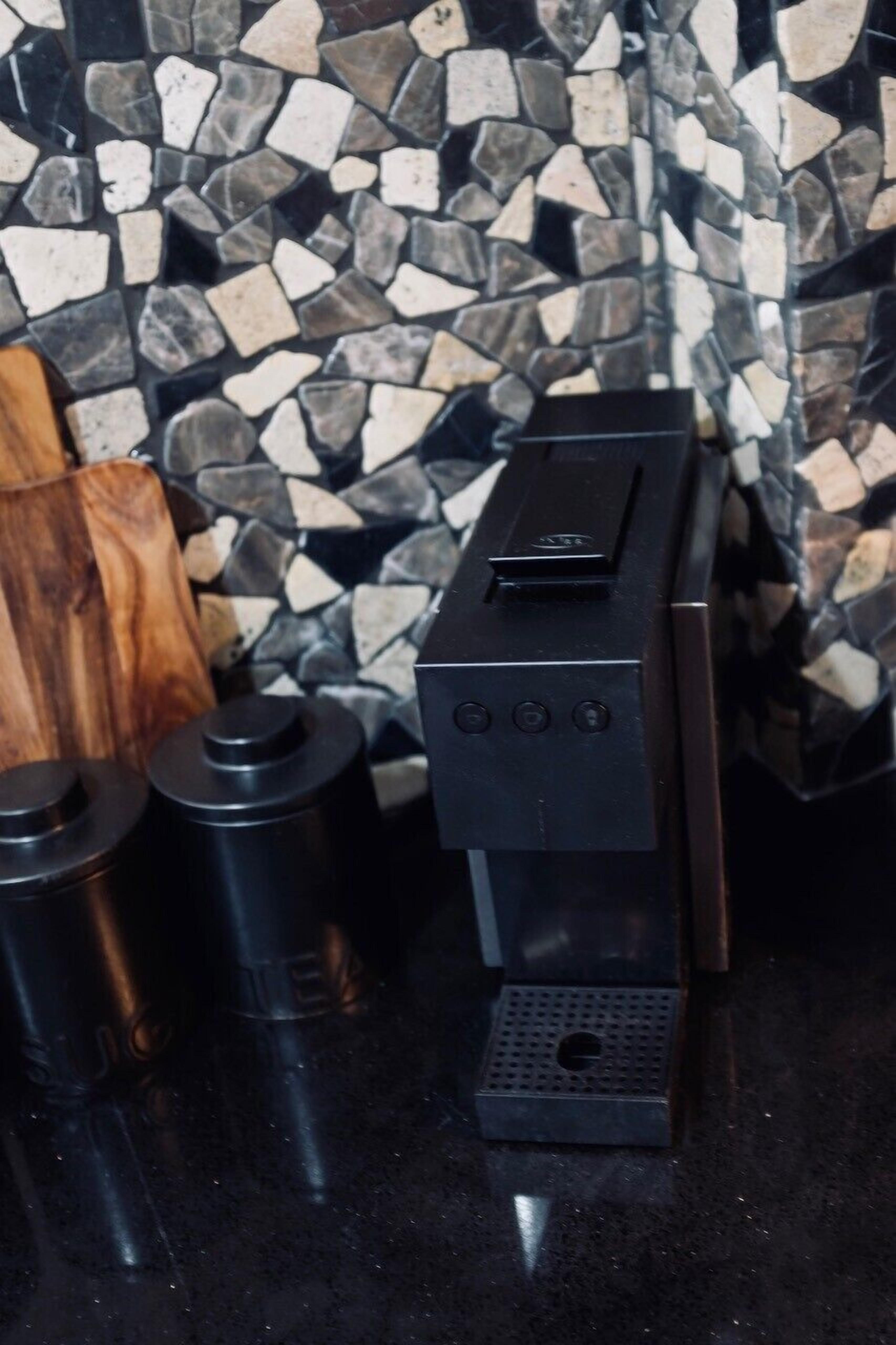 Miami Beachfront Bliss — image 3