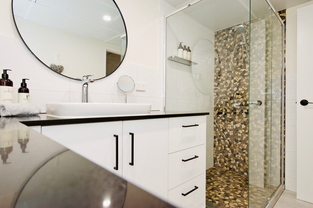 Miami Beachfront Bliss — image 9