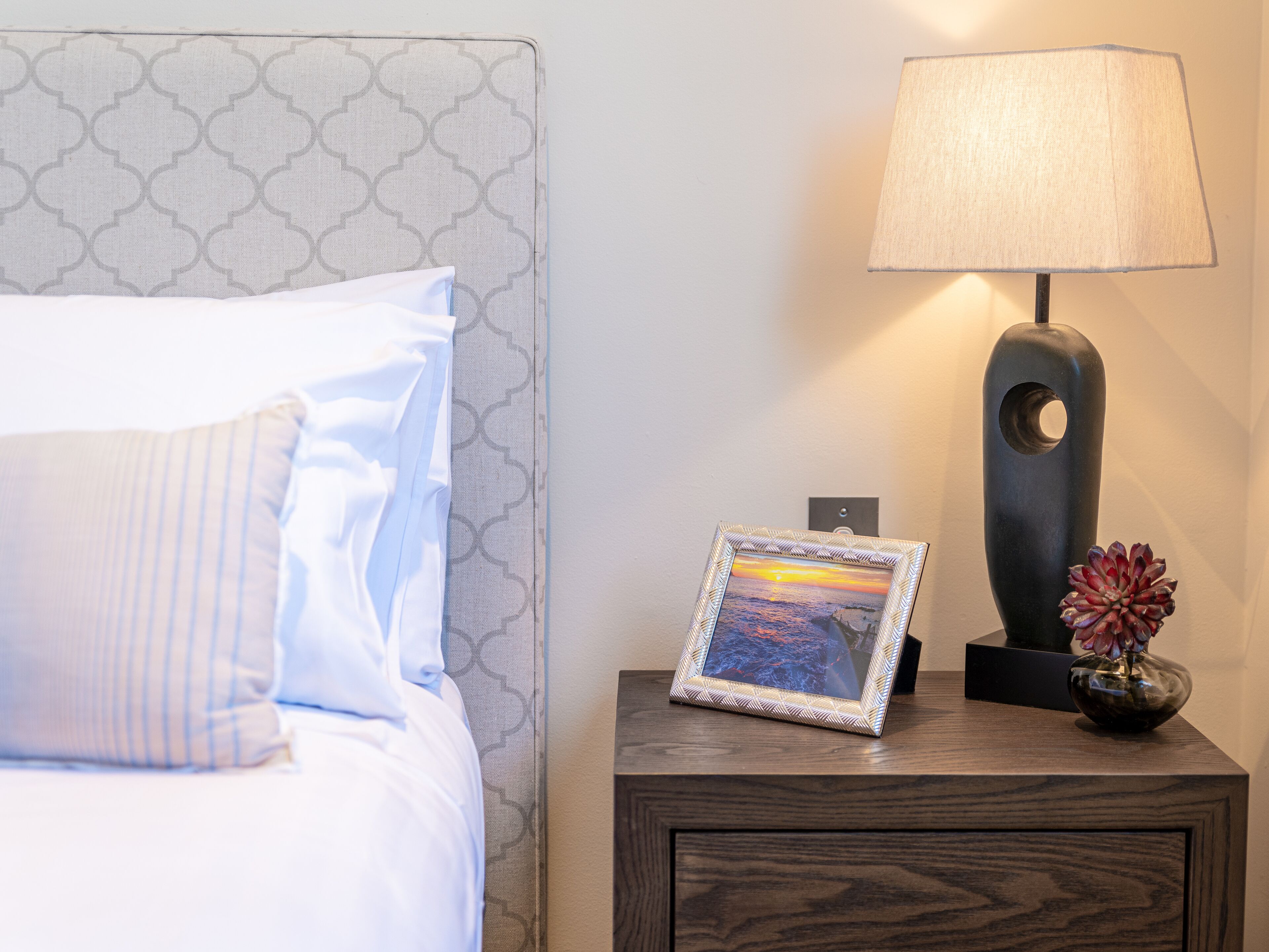 Beachside penthouse — image 9