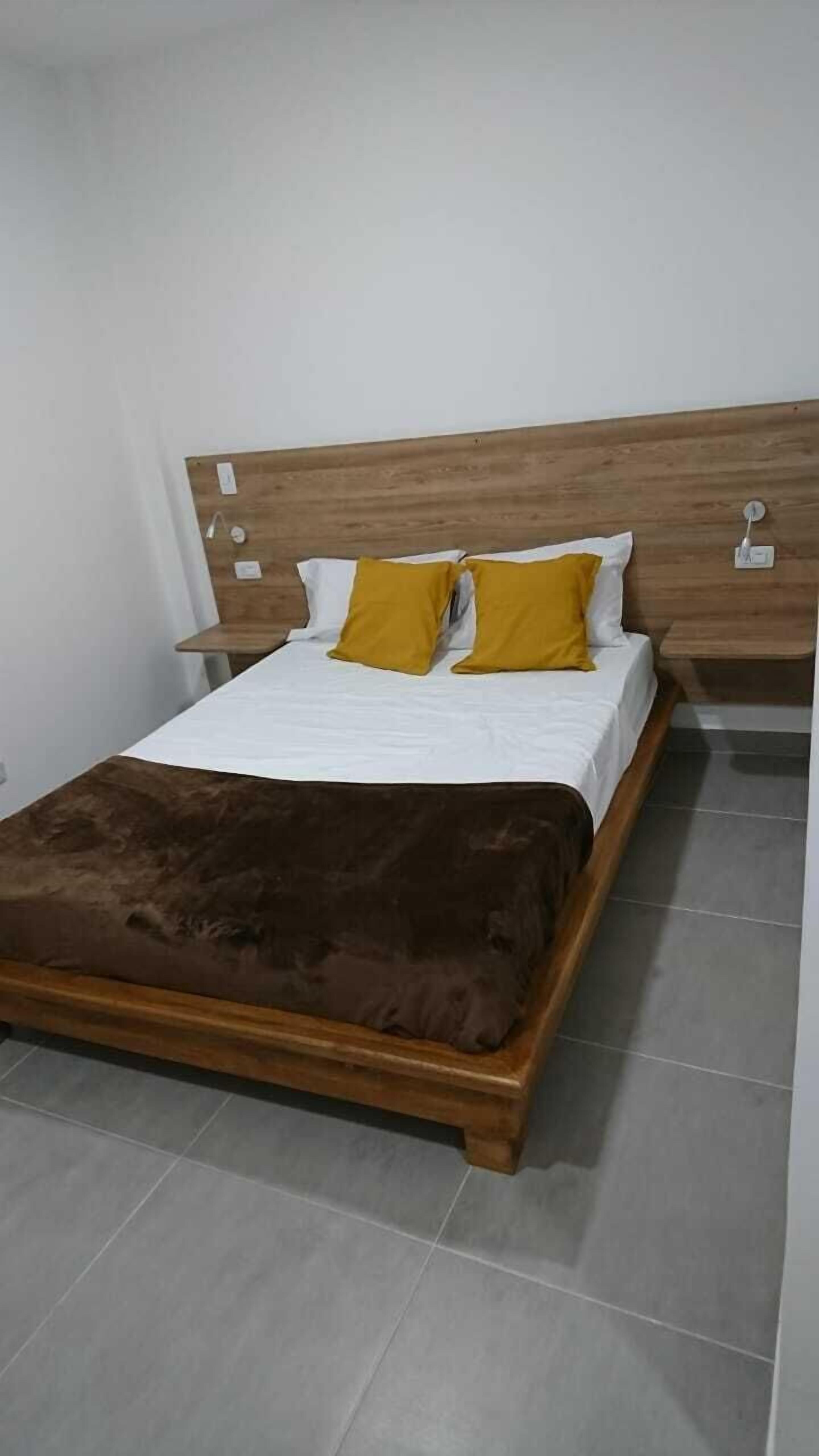 Apartment Suite 30-28 Mustard