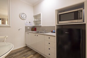 Fridge, microwave, coffee/tea maker, electric kettle