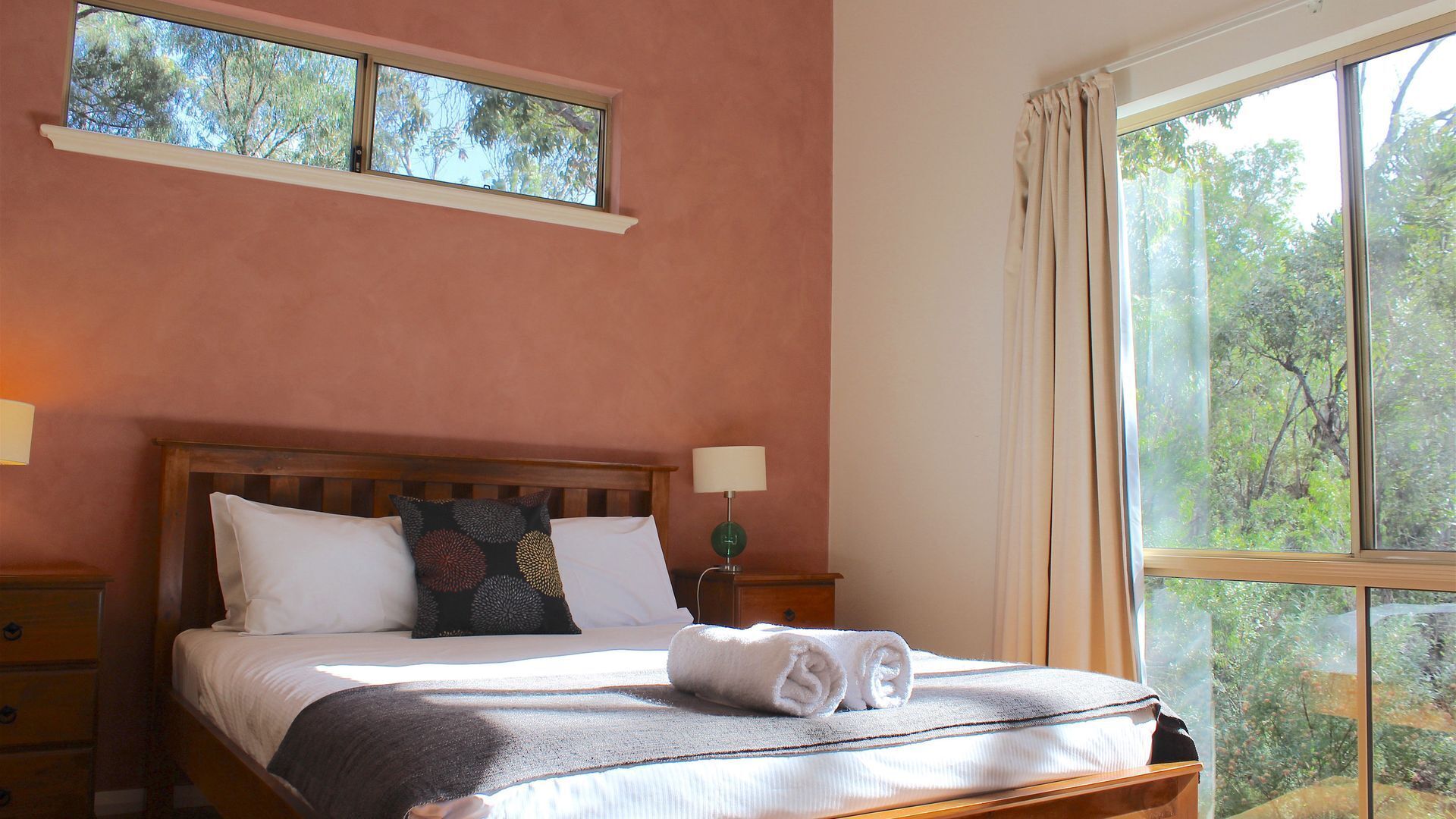 Orchid House - treetop views close to beach — image 7