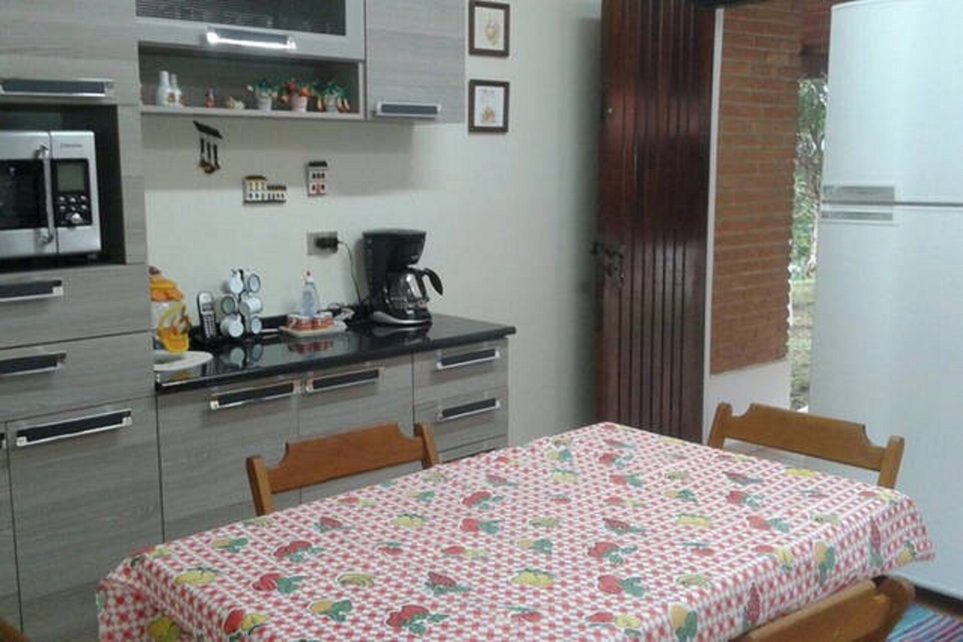 Beautiful house in gated community, with all infrastructure and contact with nature