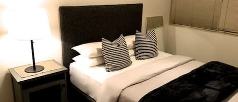 1 soverom, strykejern/-brett, wi-fi og sengetøy