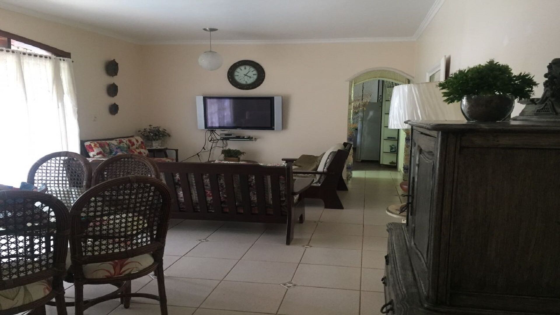 Rent one block from the beach in Itanhaem
