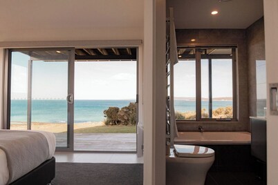 Tranquility Bay of Fires - A beautiful beach house in a stunning location