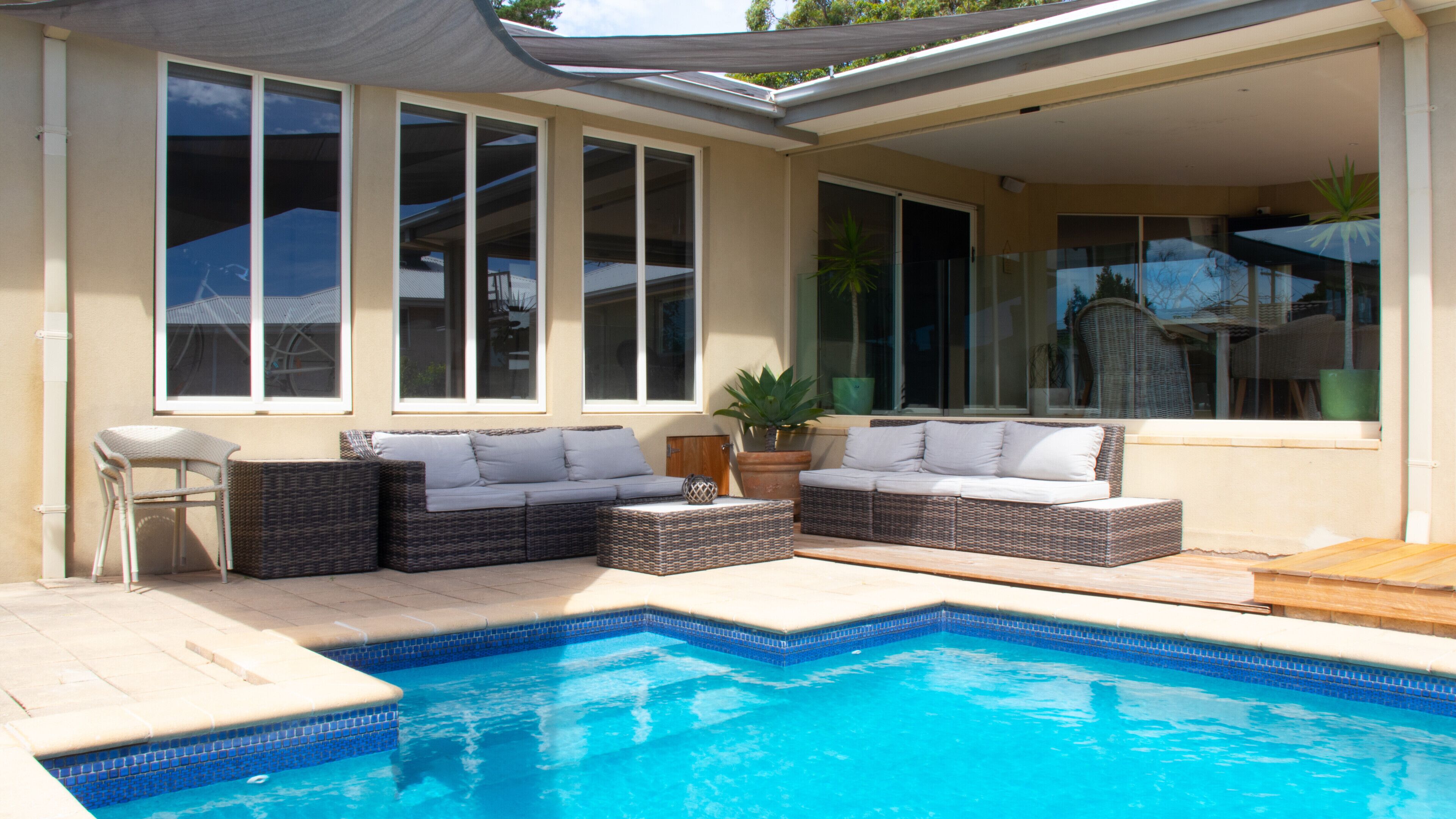 Gleneagles Getaway - Luxury Beachside