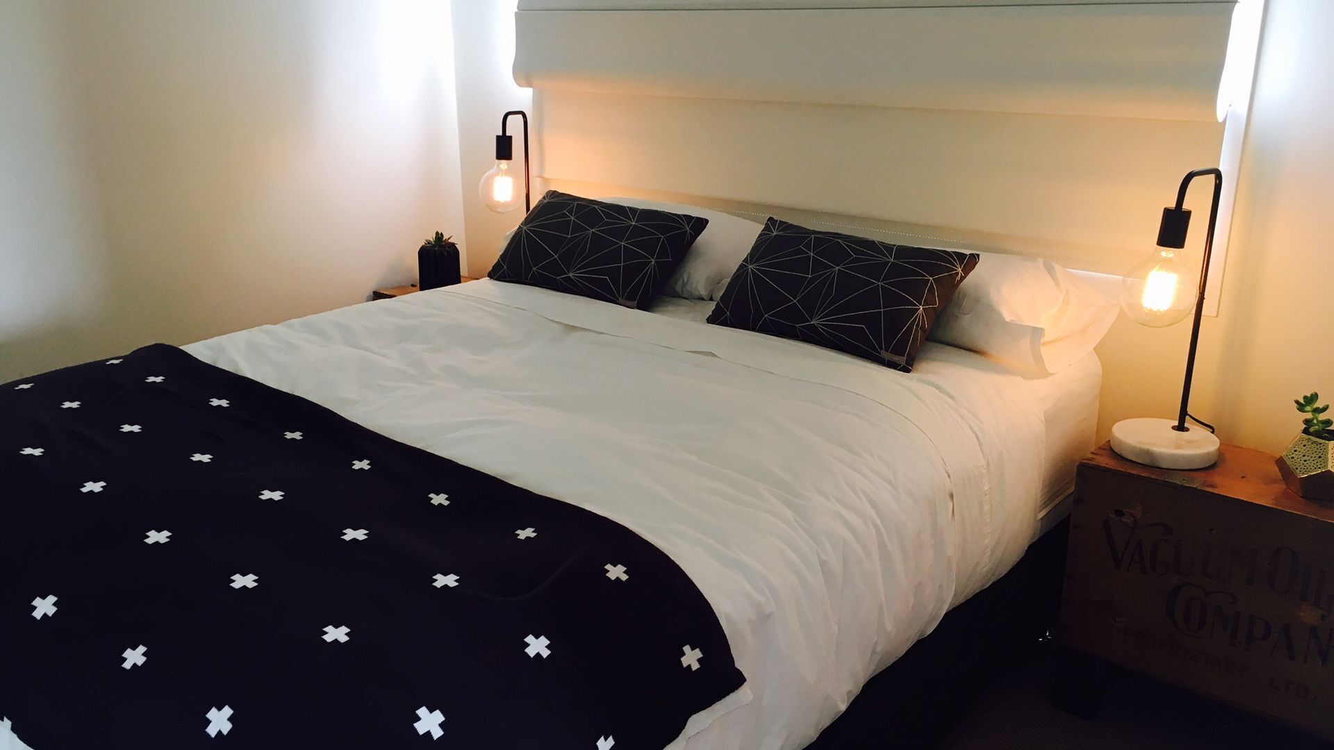 Farm Pod at Twamley Farm — image 8