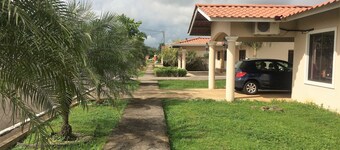 Renta de Habitacion o casa completa en David Chiriqui
