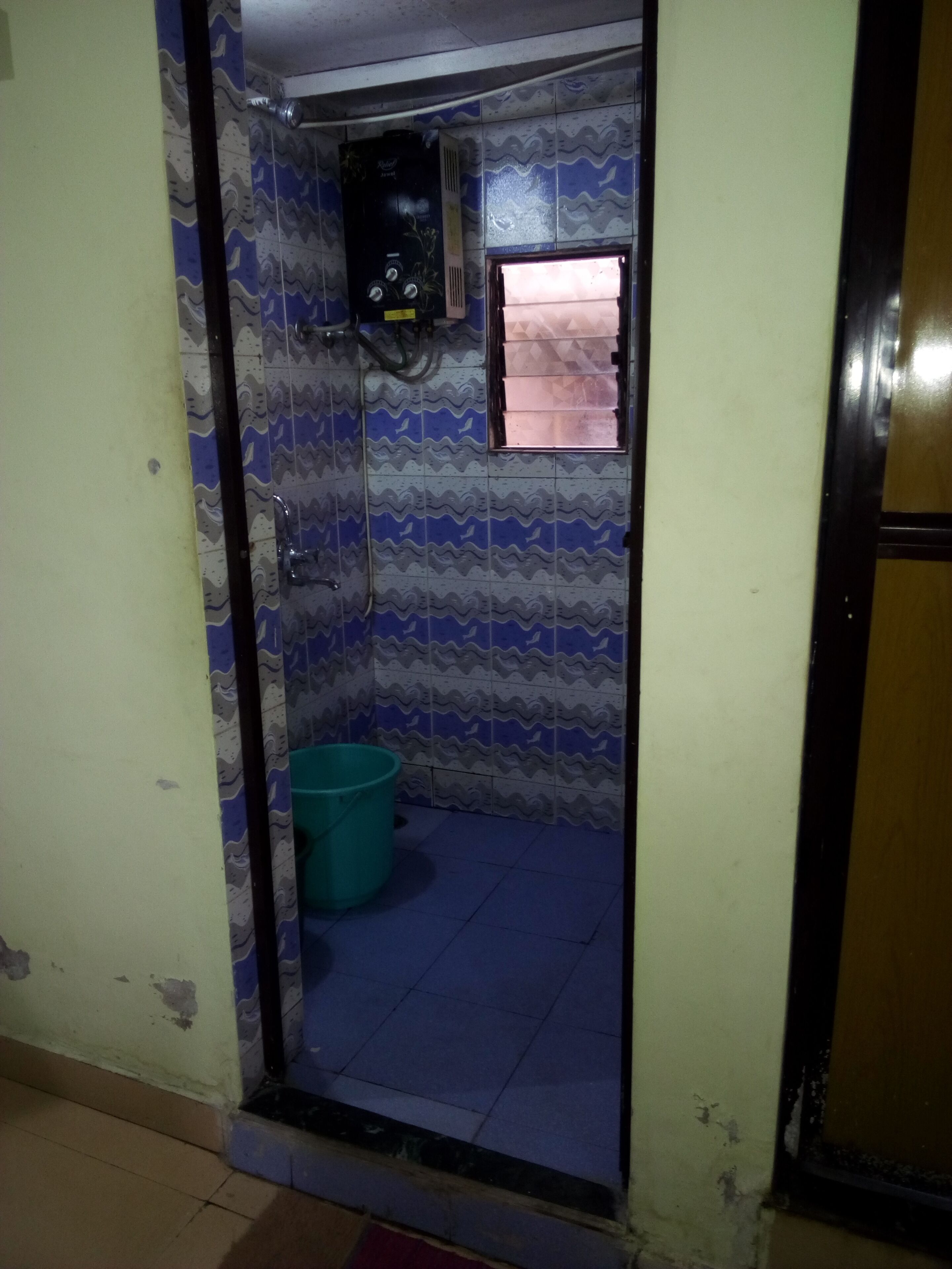 Paying guest accomodation for male and female on daily basis