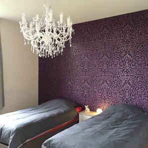3 bedrooms, Internet