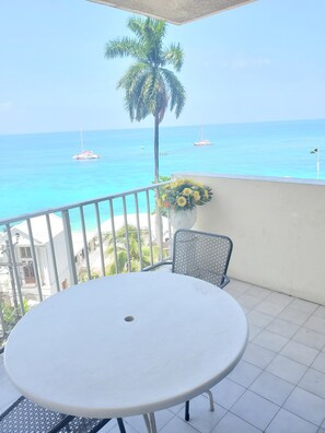 Outdoor dining - Vacation and Relaxation  (Montego Bay)
