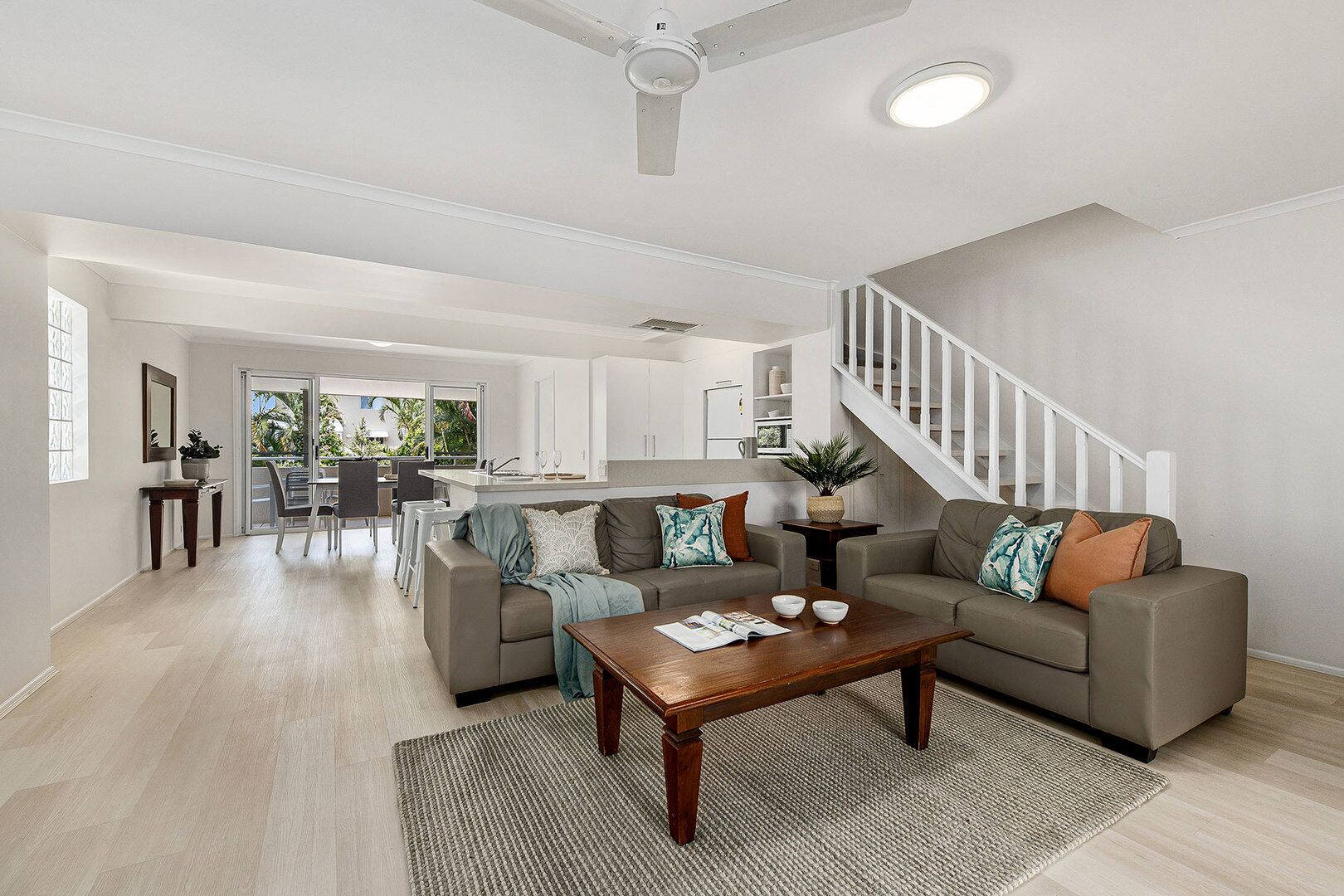 リビング エリア