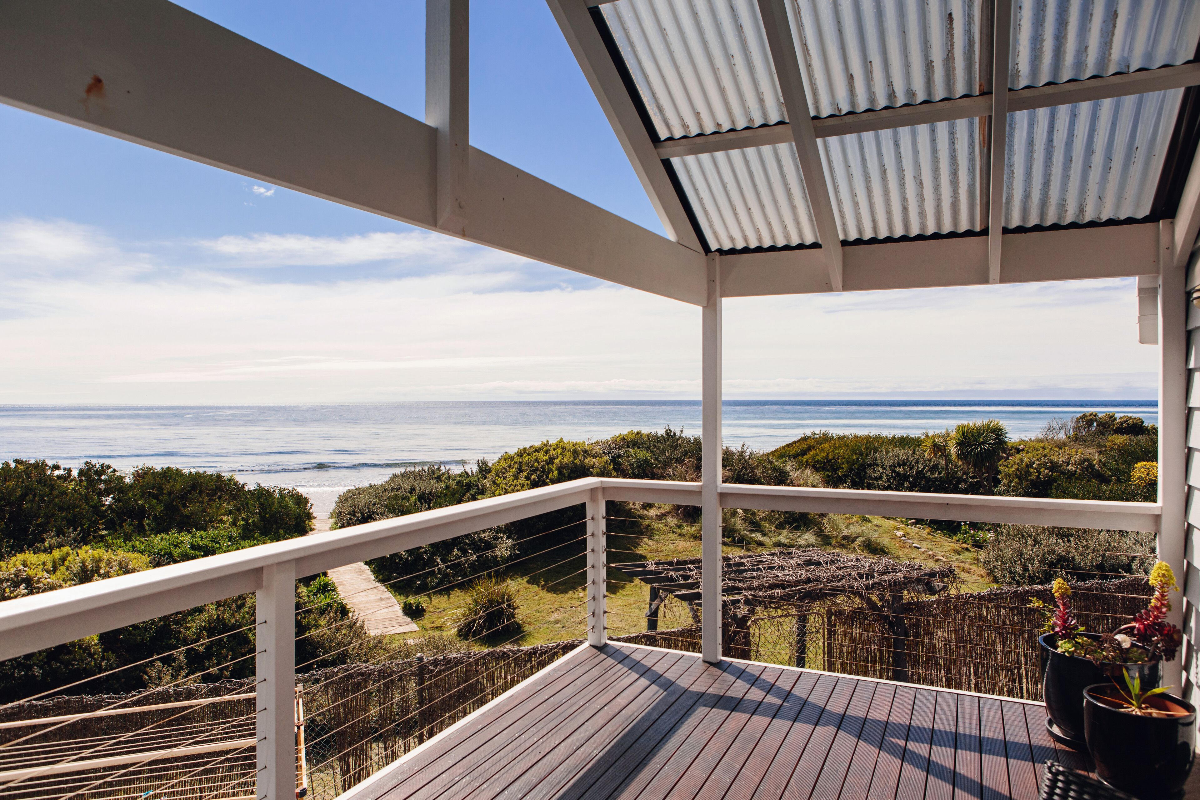 A stunning house right on the beach in a quiet and relaxed seaside location.