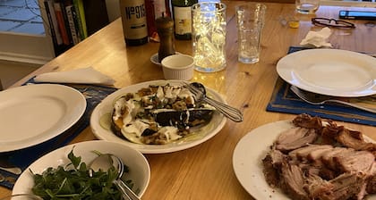 Andrea's White House: Retreat with country charm to relax, rejuvenate & connect