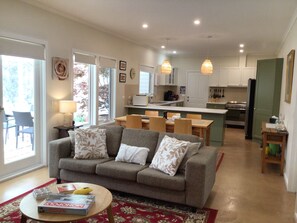 Smart TV, fireplace, DVD player, books