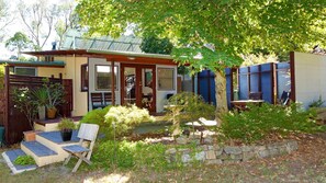 Outdoor dining - Ashton Retreat - Perfect Adelaide Hills Getaway (Ashton)