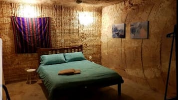 4 habitaciones, caja de seguridad en la habitación y ropa de cama