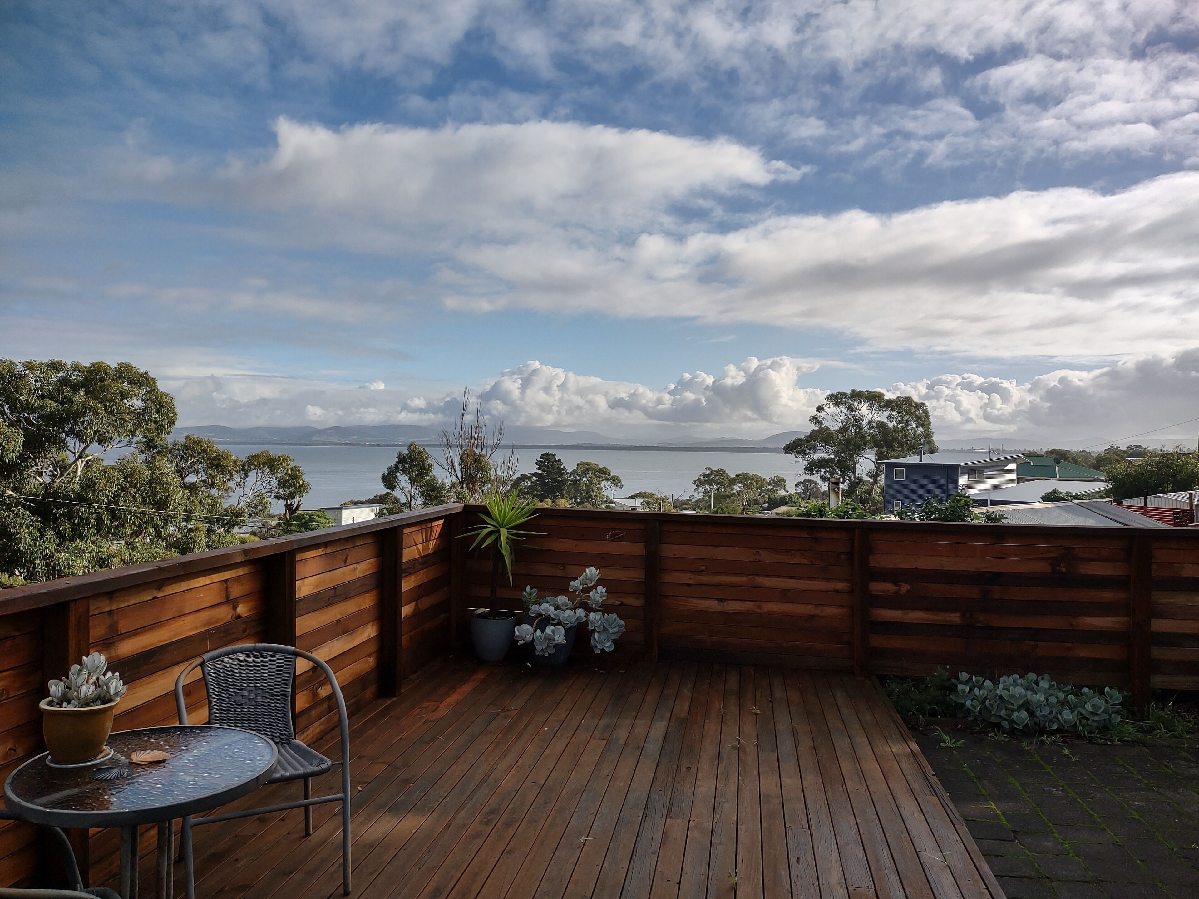 Dog friendly beach shack with sunset views over the bay
