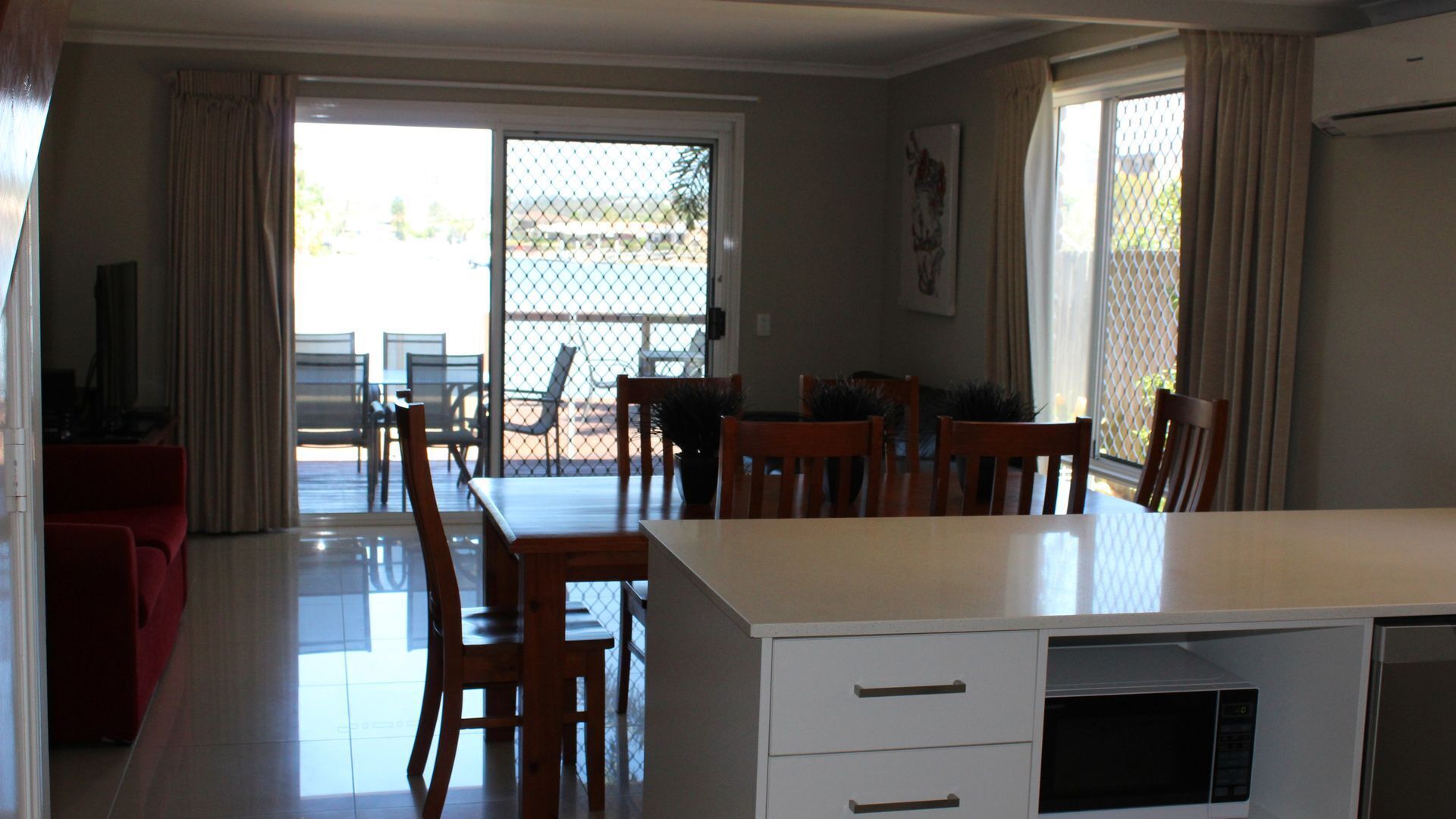 2 BR Waterfront Villa 3 -Pet Friendly - Waterfront — image 14