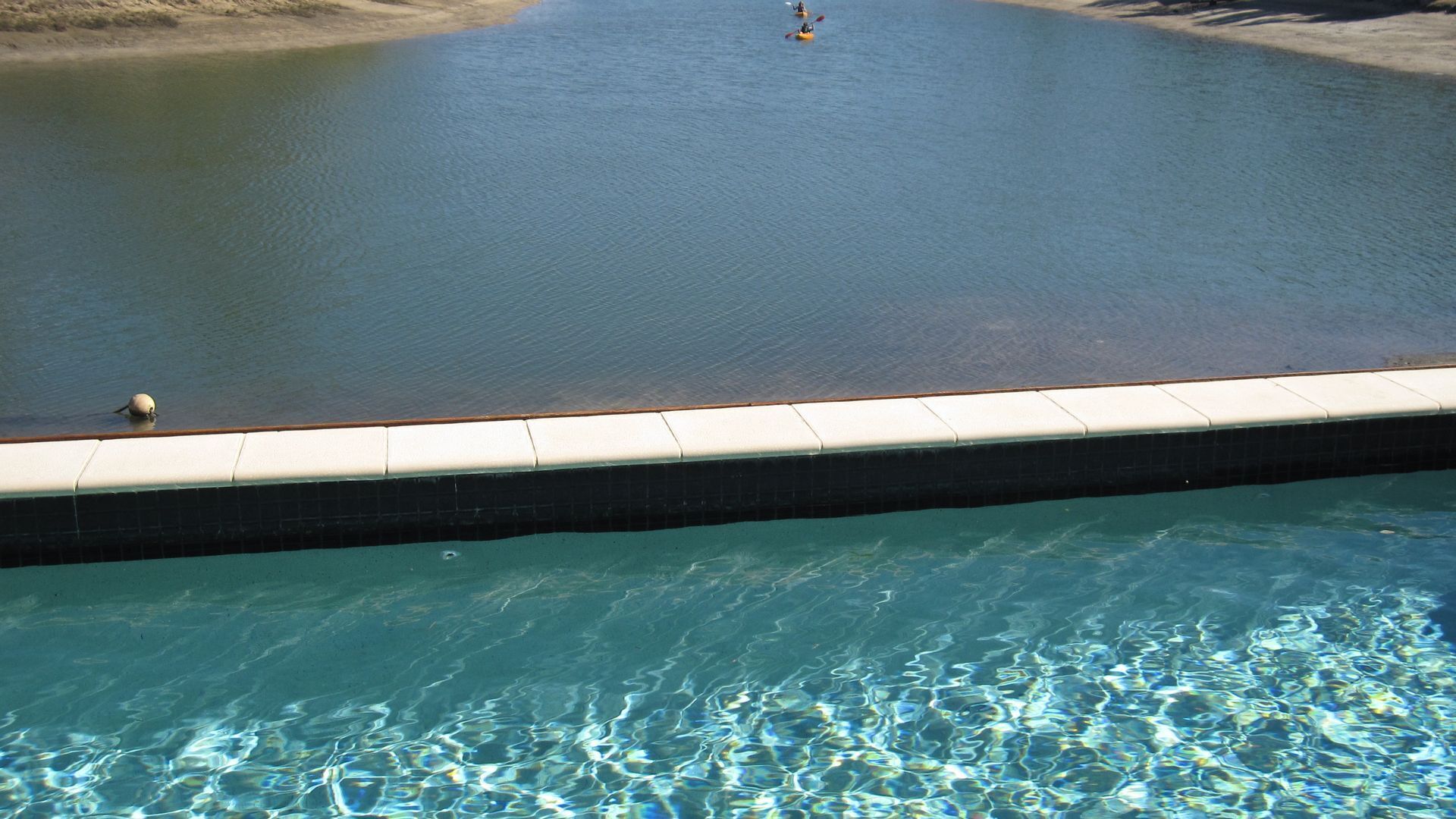 2 BR Waterfront Villa 3 -Pet Friendly - Waterfront — image 6