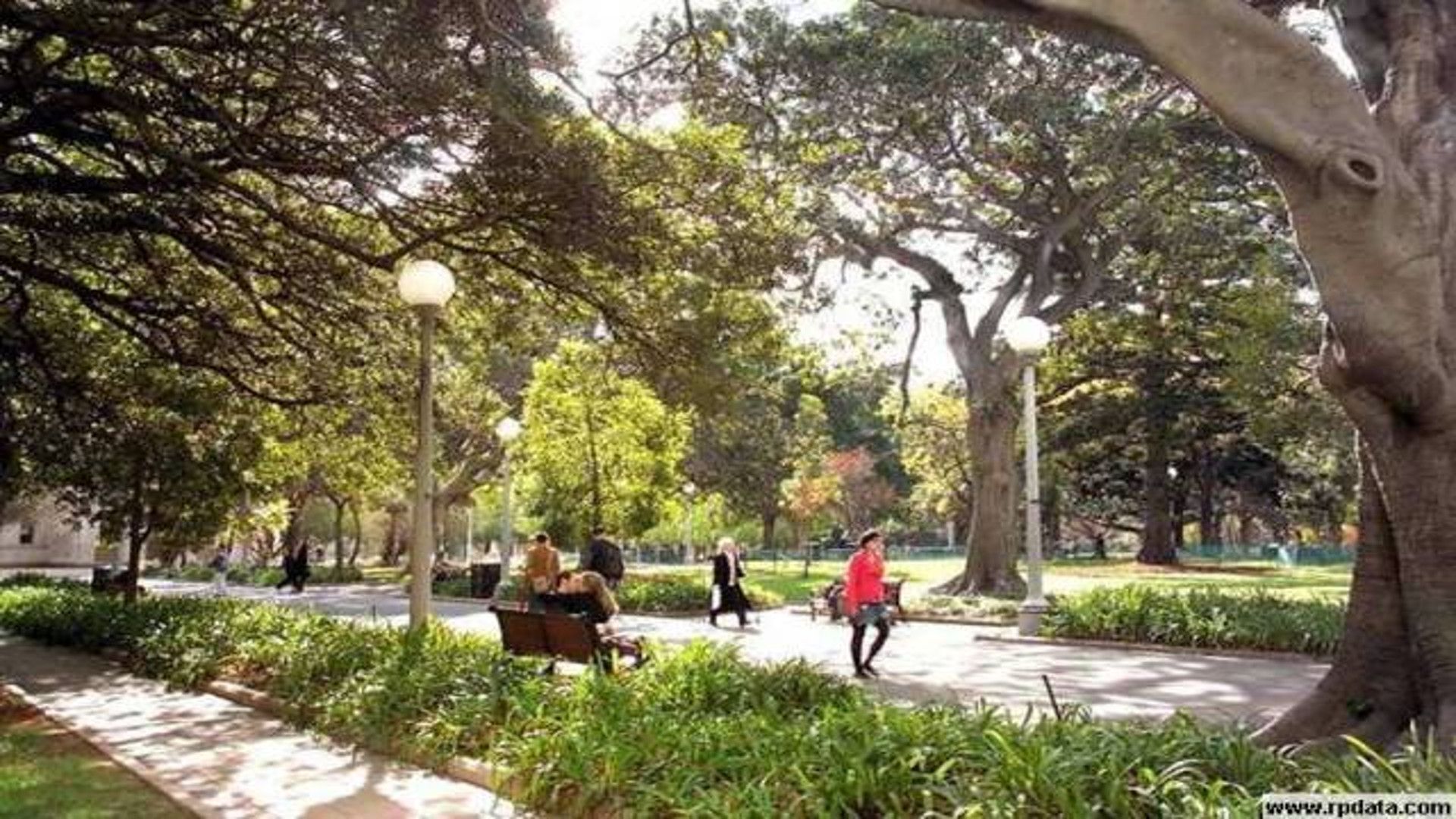 In the City-Furnished Studio — image 7