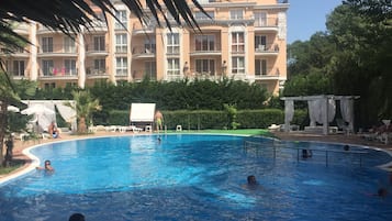 Udendørs pool