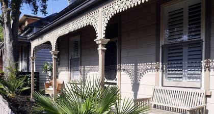 Amazing location - Walk to MCG/Swan St/Bridge Rd/ Melbourne CBD