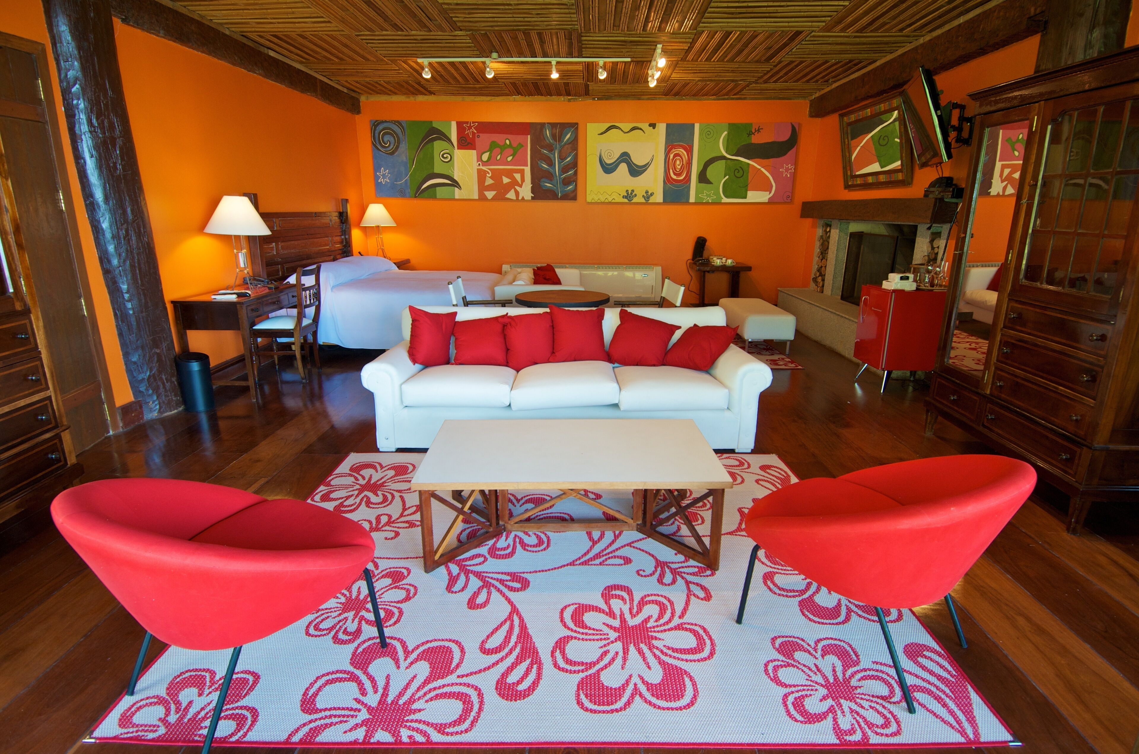 TuAkAzA - Your home in paradise