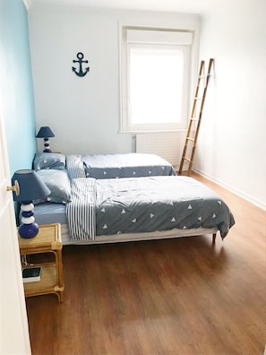 2 soverom, strykejern/-brett, wi-fi og sengetøy