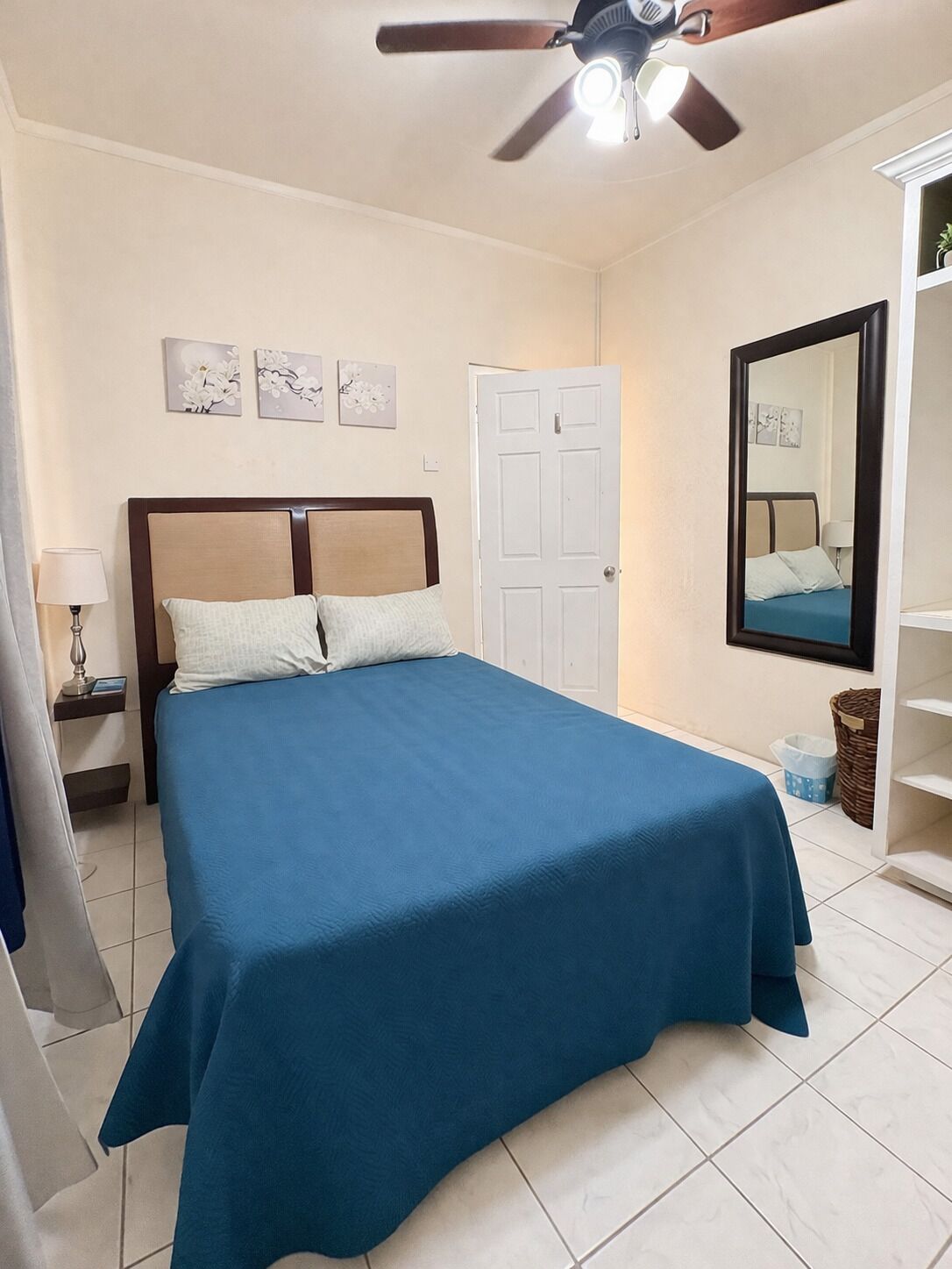 3 bedrooms, iron/ironing board, free WiFi, bed sheets