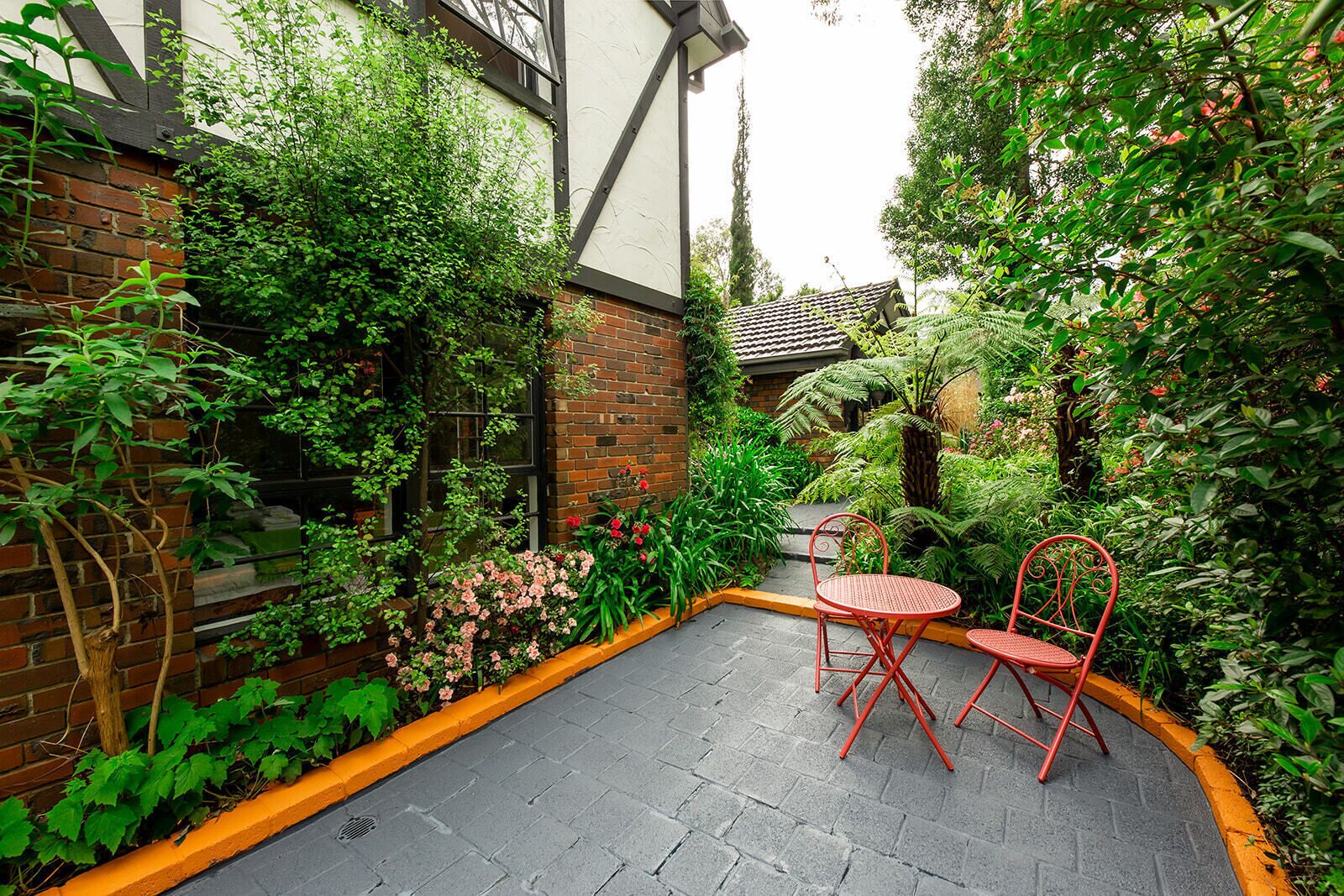 Garden Suite - Peaceful Getaway — image 9