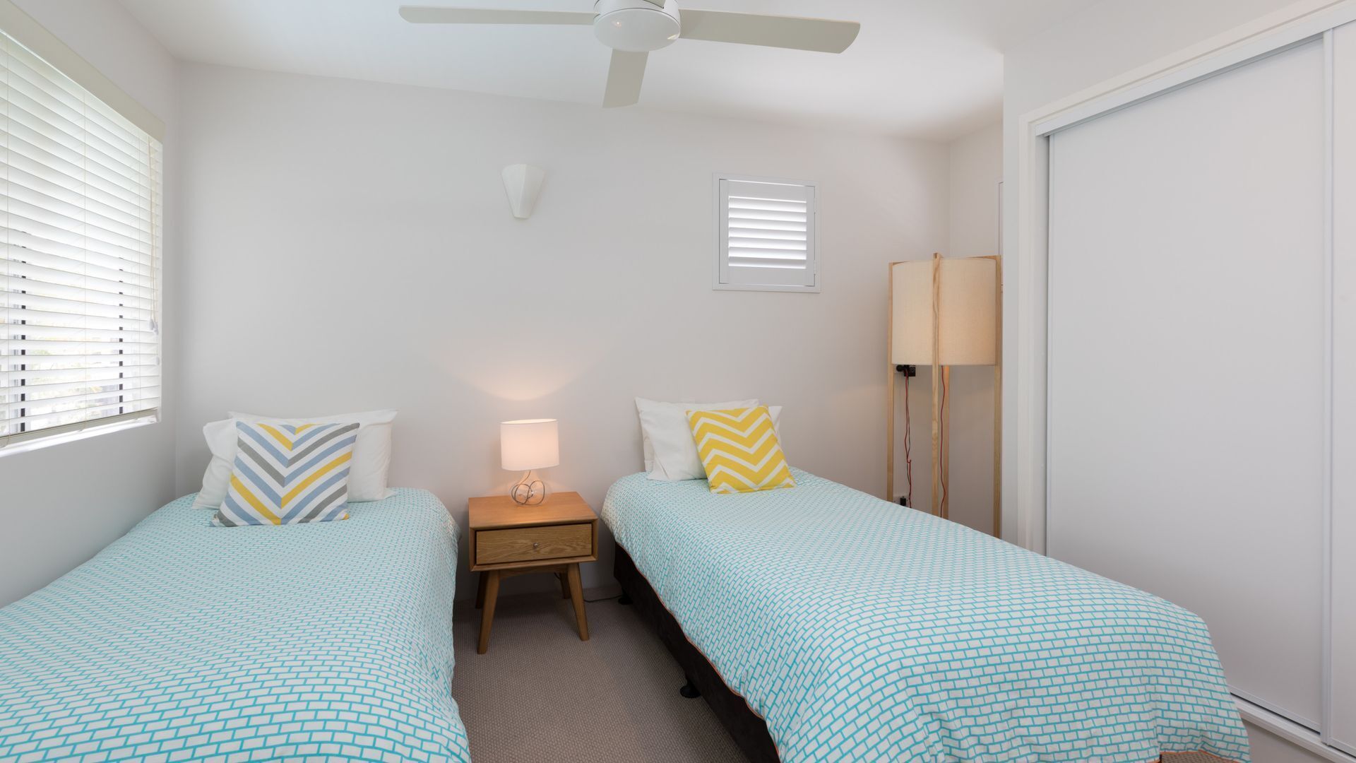 Noosa Heads Beach House - Walk to Main Beach & Little Cove — image 15