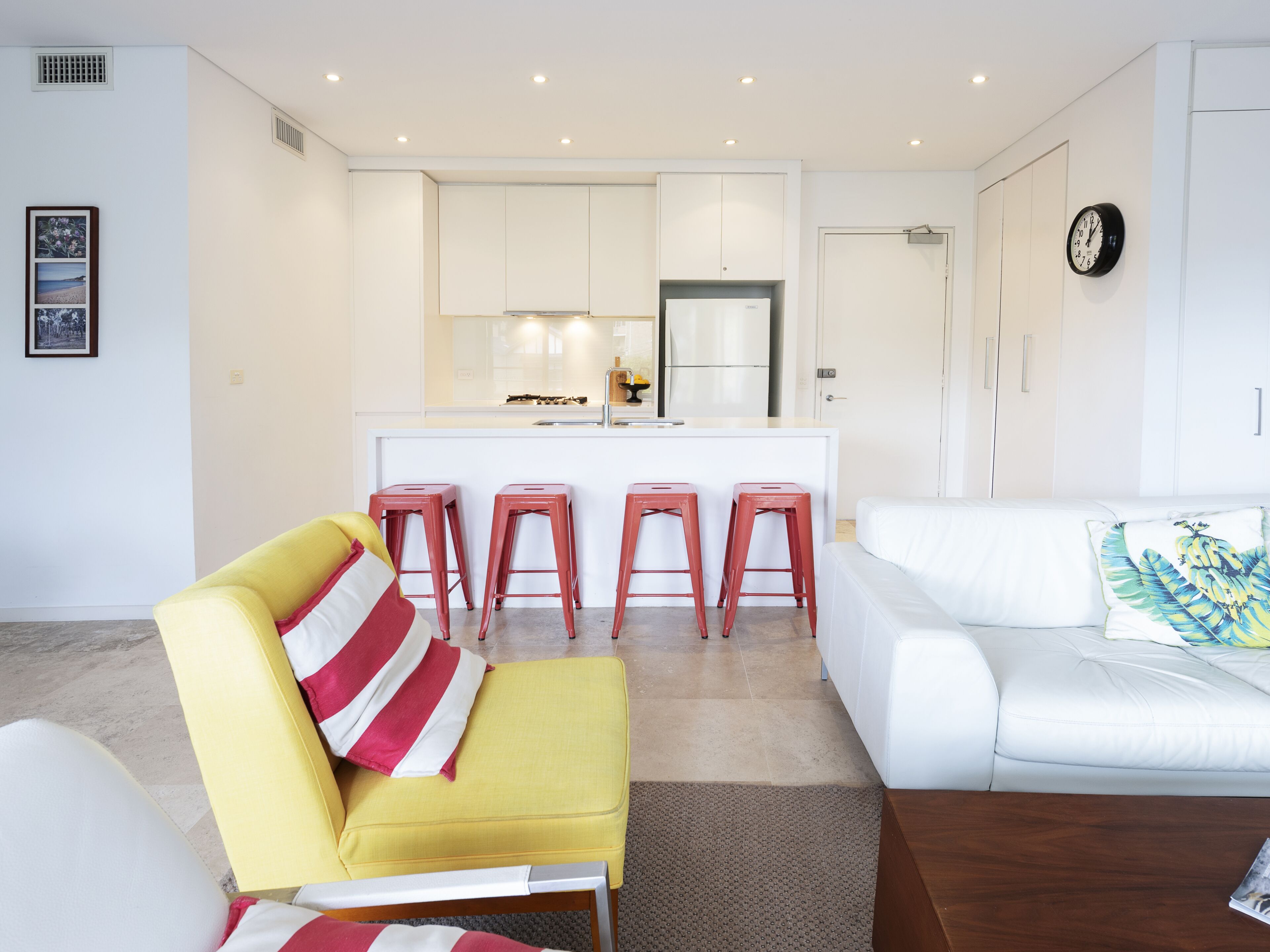 Situated in a quiet street, with only a short stroll to the famous Coogee Beach