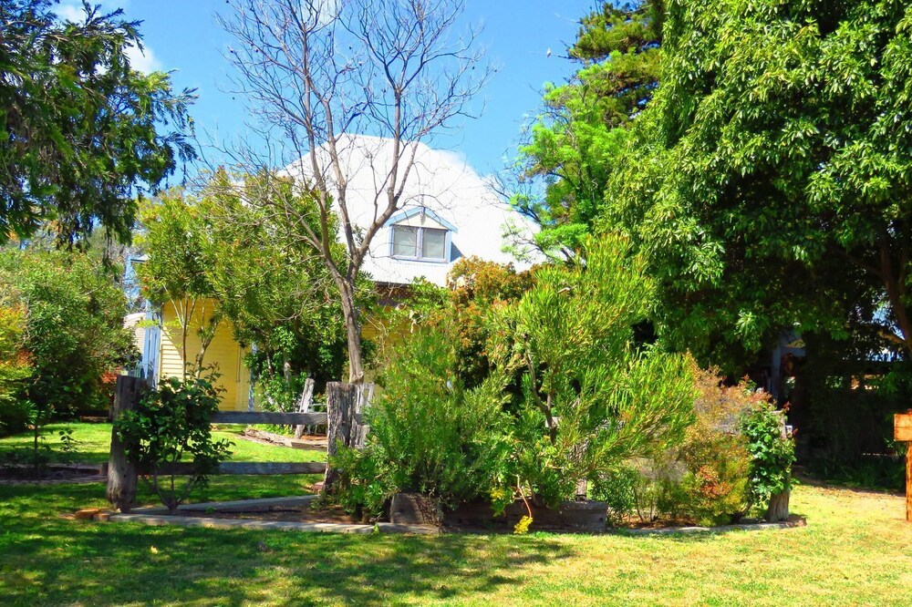 Gunbower Cottage - your private getaway in Cohuna