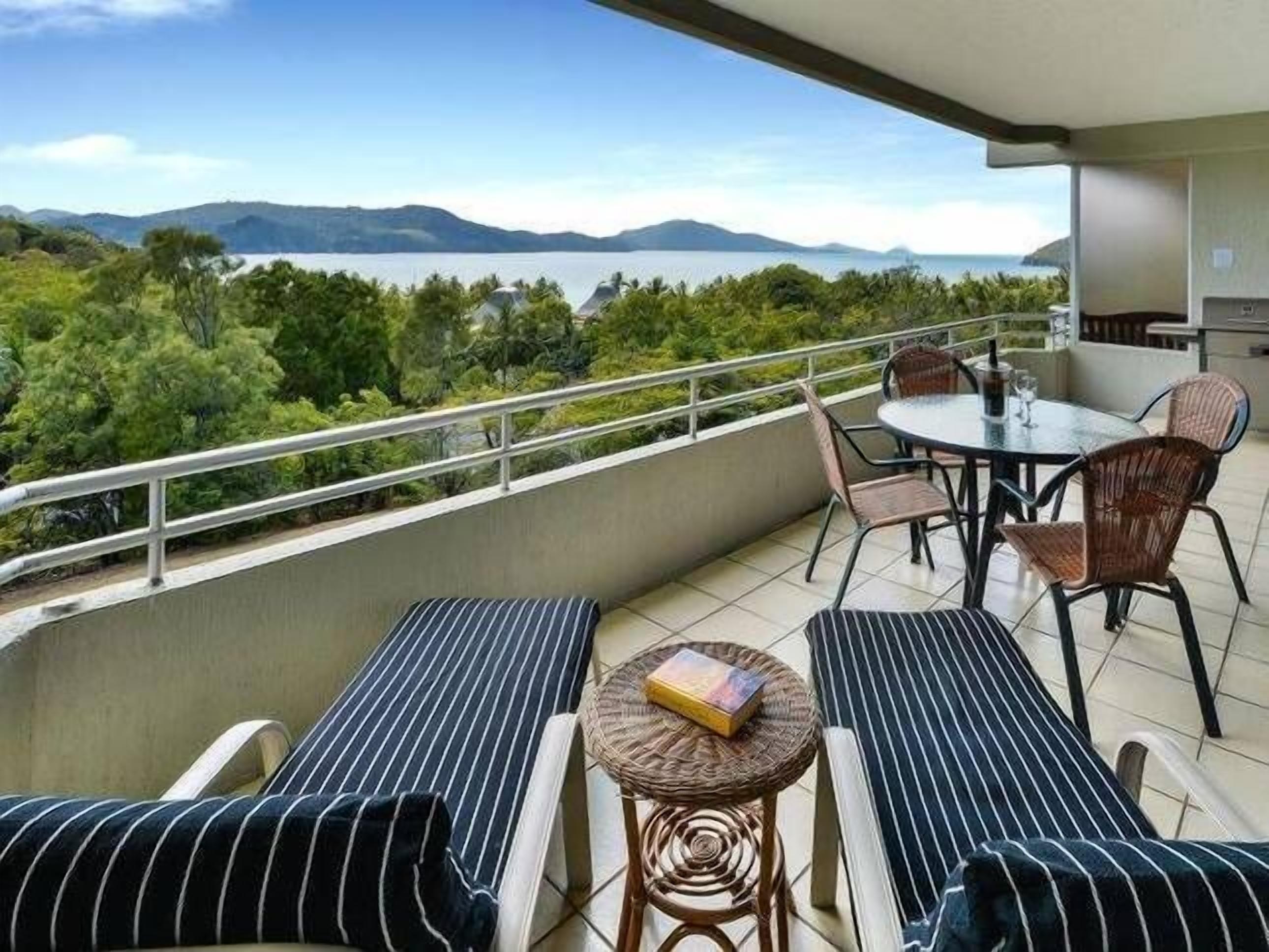Poinciana 107 - Hamilton Island