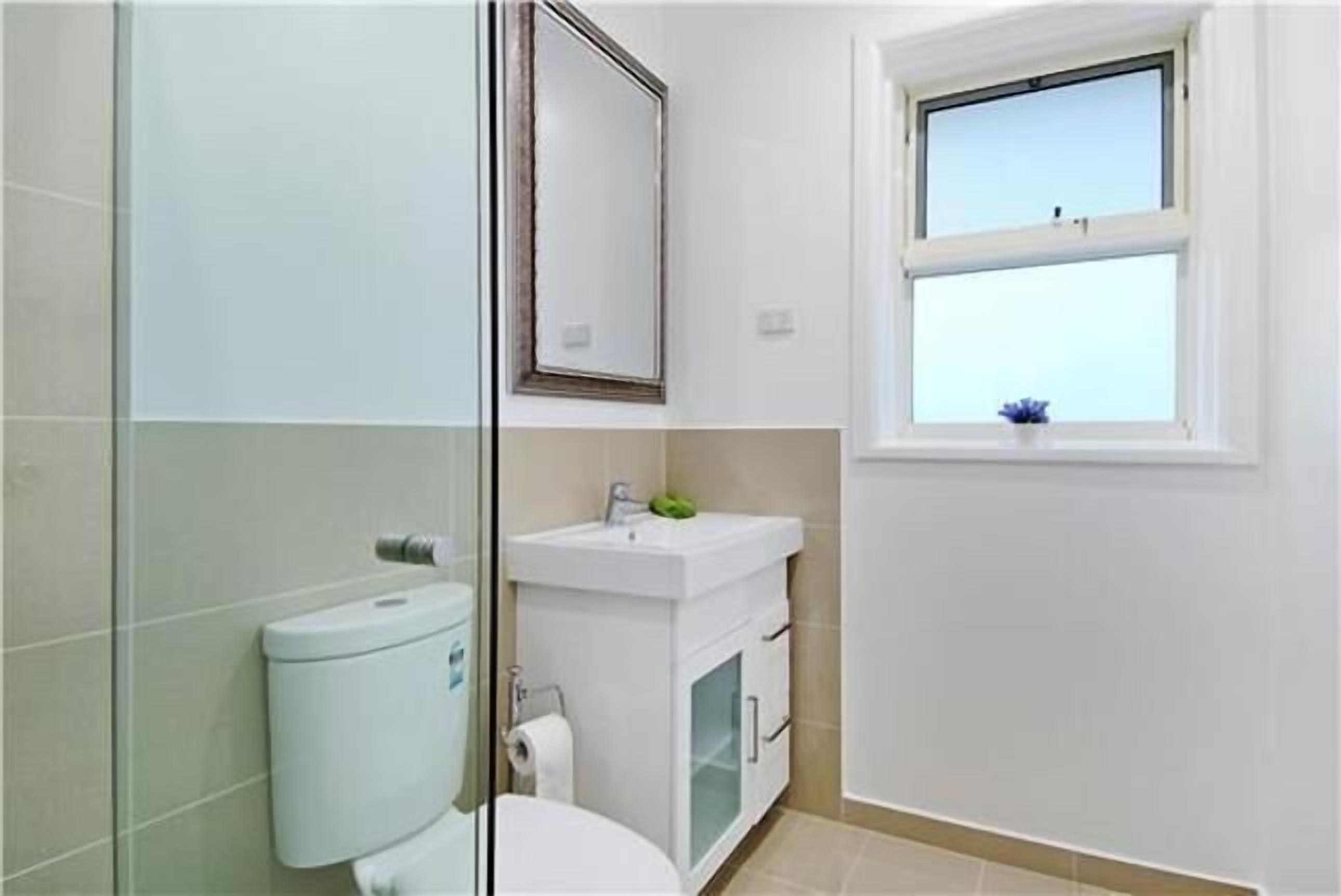 Lithgow Villa Unit Blackburn — image 6