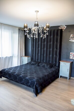 1 chambre, fer et planche à repasser, accès Internet, draps fournis