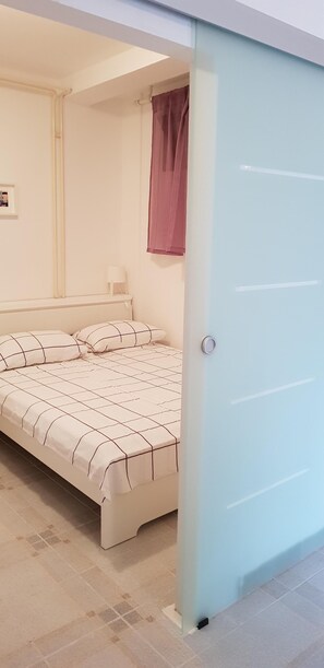 1 bedroom, free WiFi, bed sheets - Cute apartment for rent (Novalja)