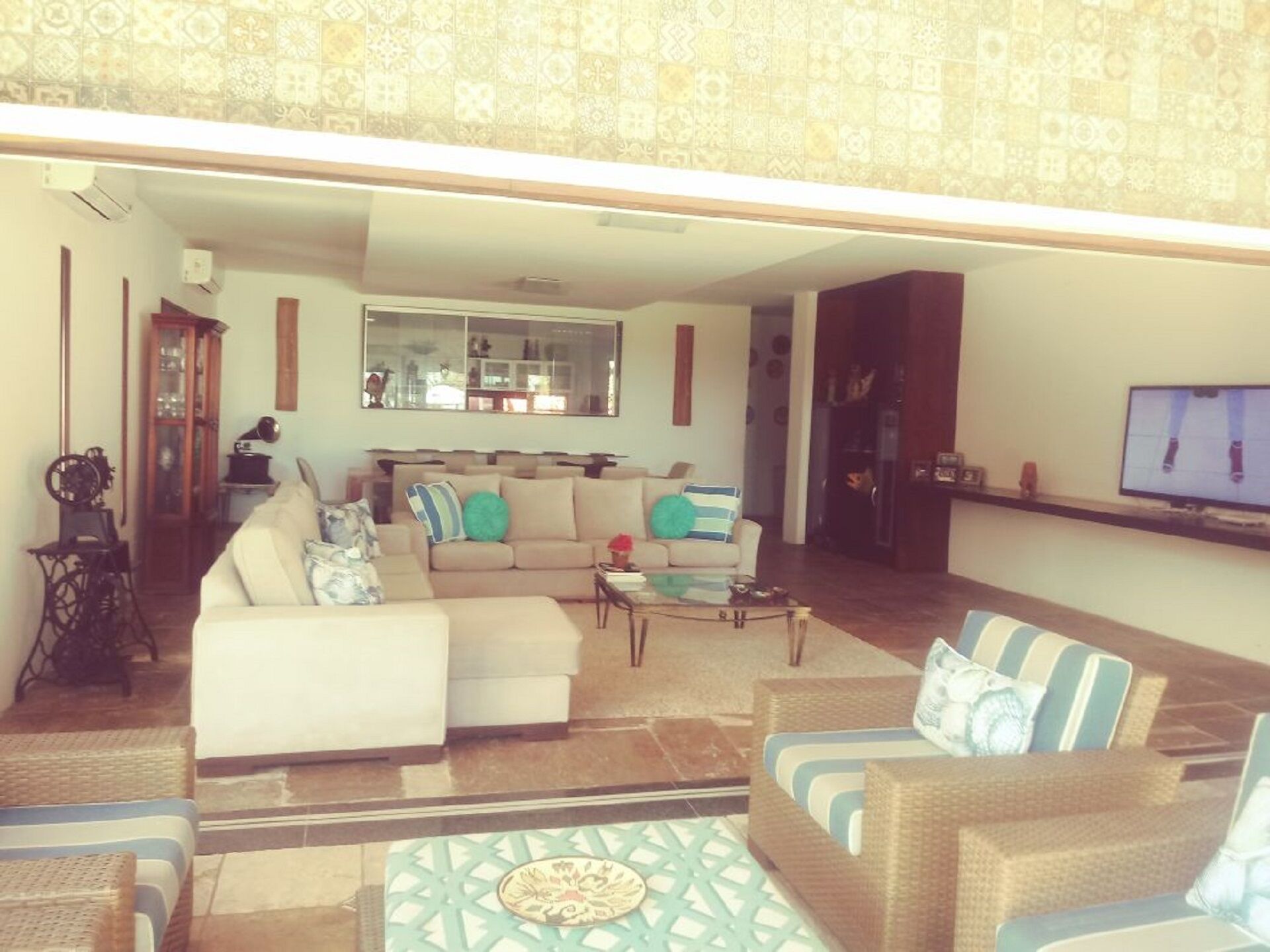 Luxury house with swimming pool on the seafront of Serrambi