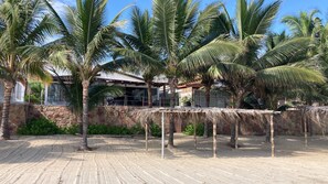 Vista de la casa desde la playa