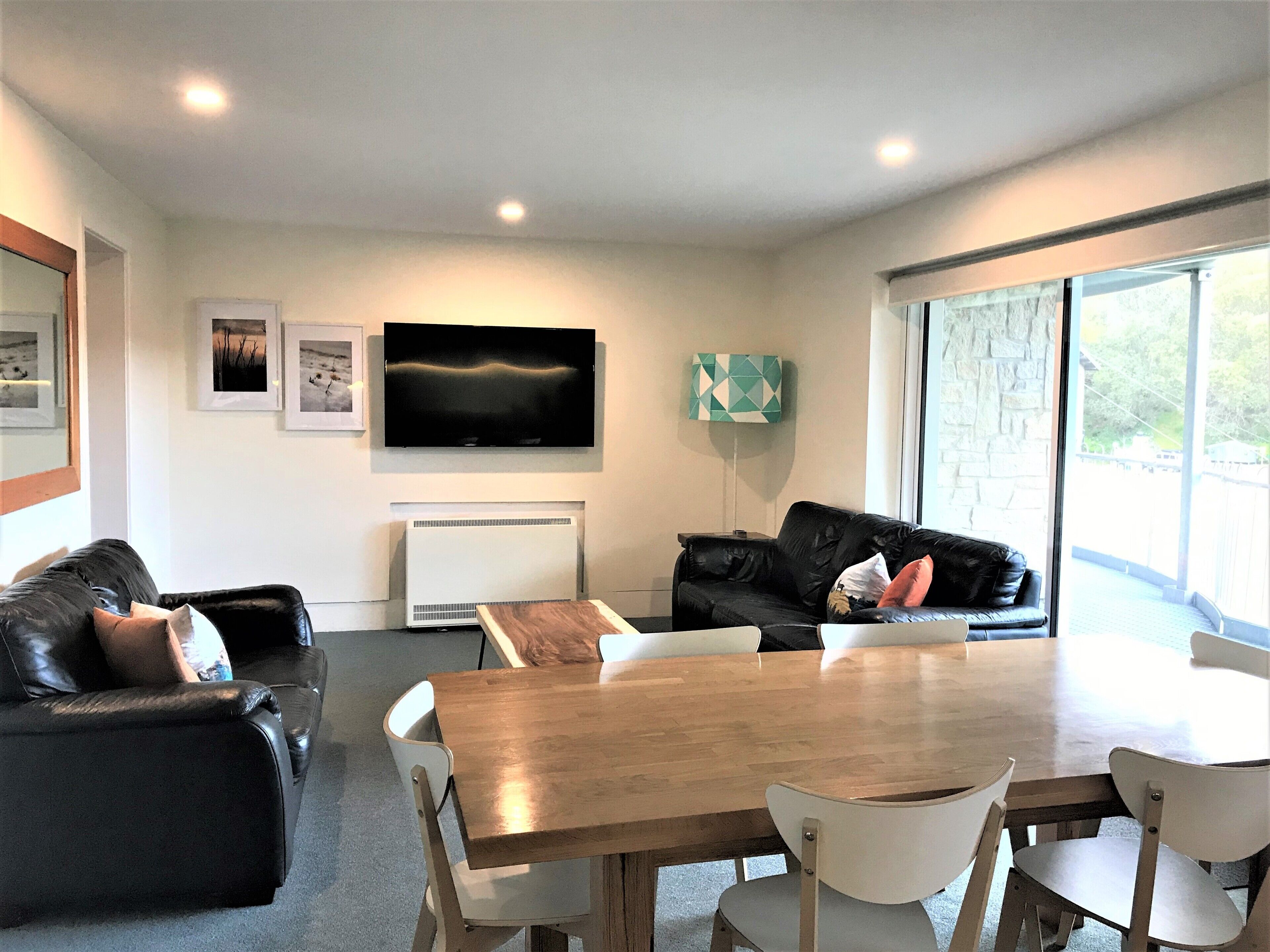 Les Chalets 3 - Premier Location — image 3
