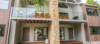 THE STELVIO VILLAS - TWO : Bright