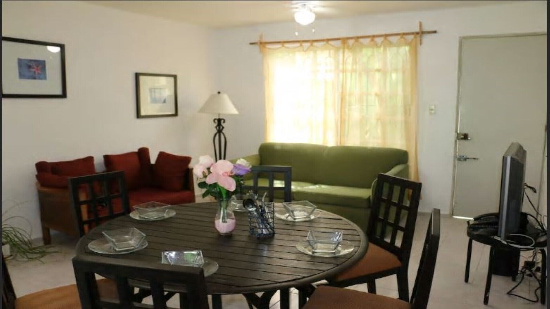 Beautiful Paty petite House.