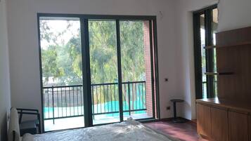 4 habitaciones, tabla de planchar con plancha y wifi gratis